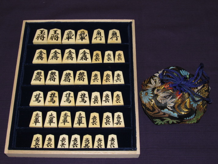 【流】本象牙彫刻 将棋駒 重量216g ZWA136 流本象牙彫刻 将棋駒 重量216g ZWA136