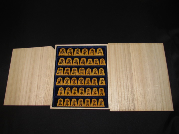 仙佳作錦旗島黄楊木口杢盛上将棋駒 ヤフーオークション ヤフオク 出品 