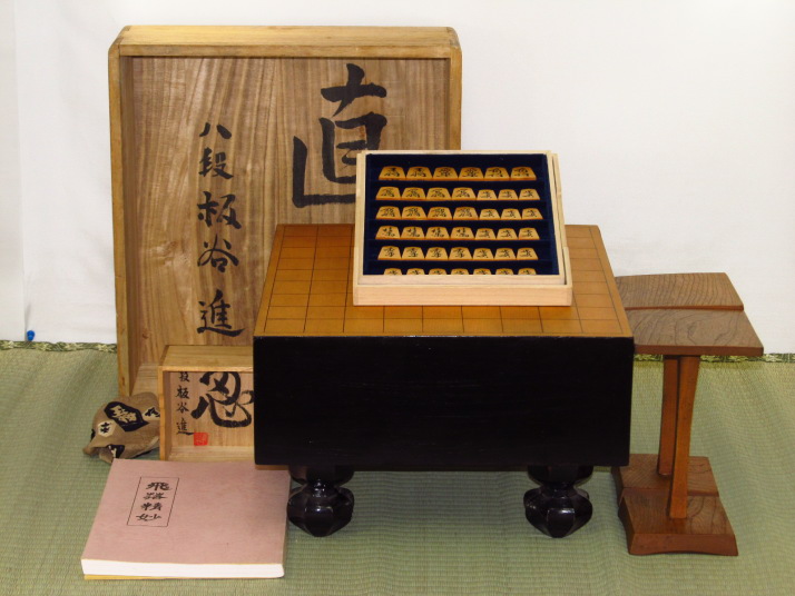 秀峰作長禄彫将棋駒/本榧柾目将棋盤セット ヤフーオークション 
