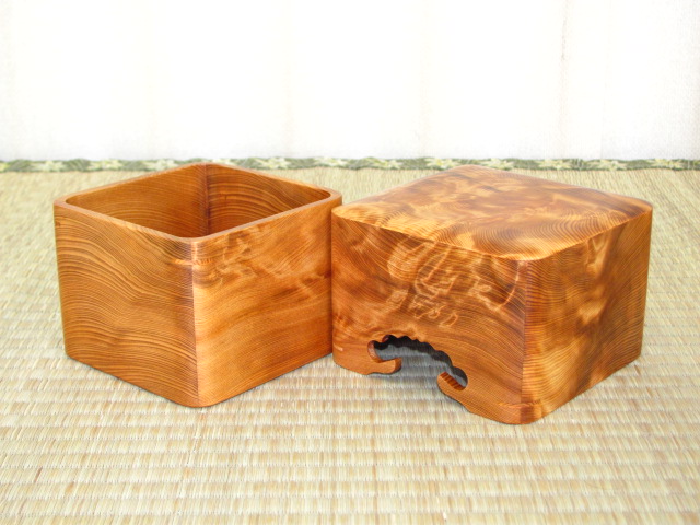 ★国産　檜（ヒノキ）　将棋　駒箱　新品　四隅落ち　化粧箱付き 屋久杉杢隅丸将棋駒箱 ヤフーオークション ヤフオク 出品代行 トウシン